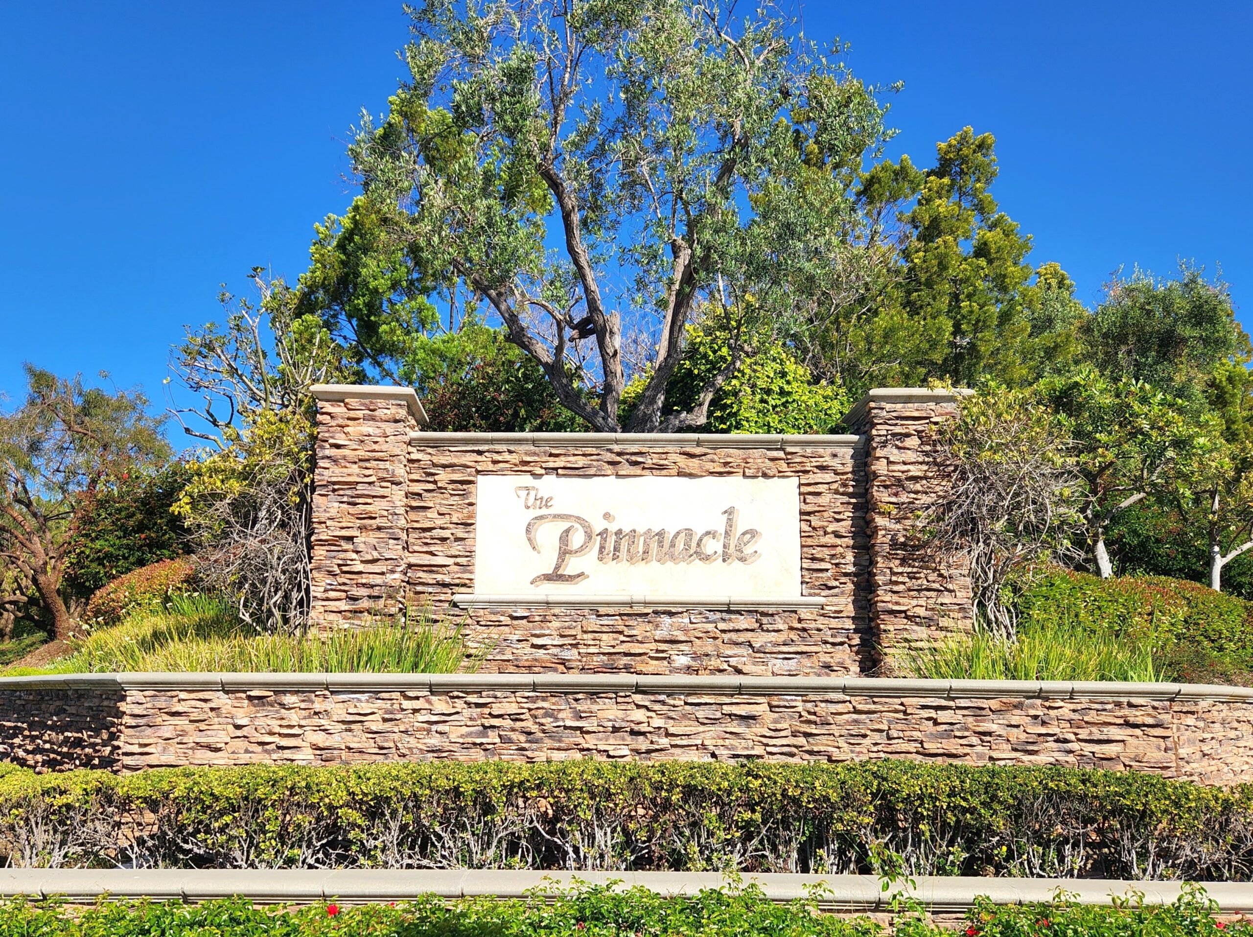 The Pinnacle, Camarillo